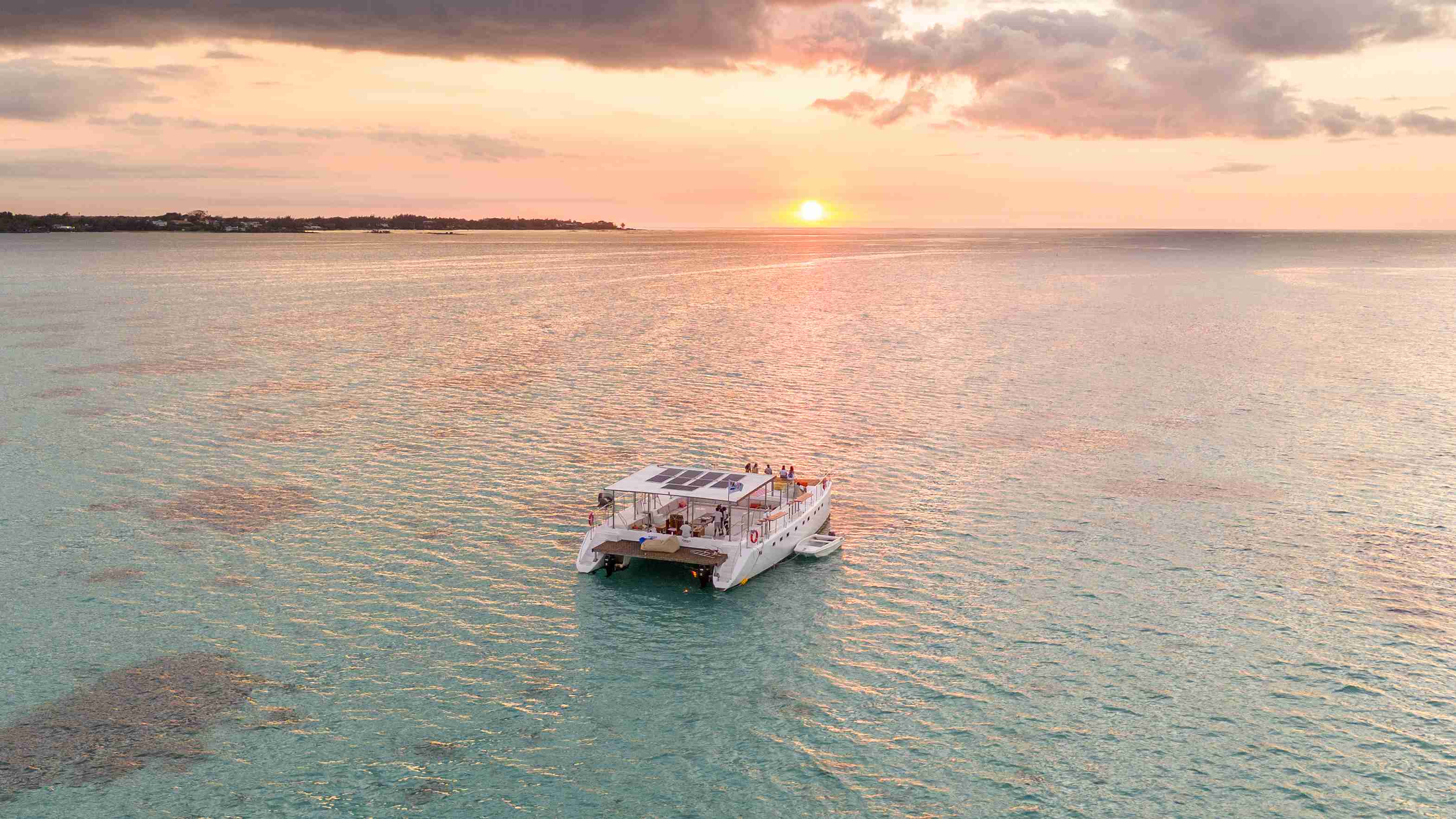 Lagoon Attitude Hotel-1